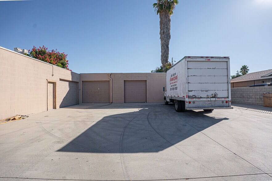 More Photos Of 280 N San Jacinto St, Hemet Freestanding For Sale