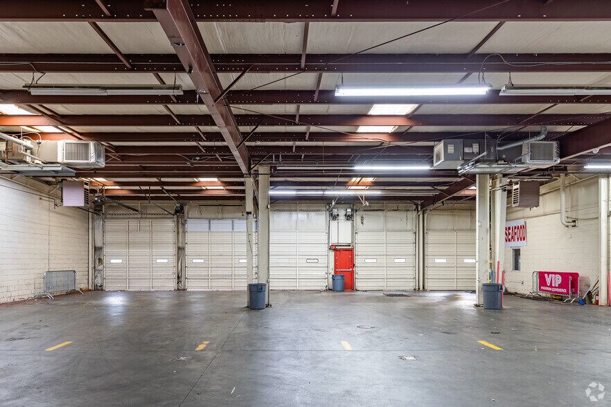 More Photos Of 351 Marietta St NW, Atlanta Service For Sale