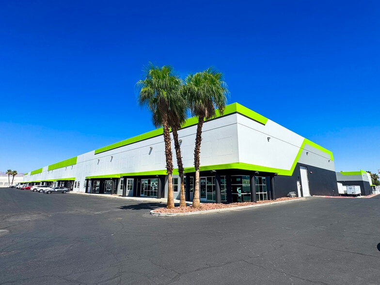 More Photos Of 3955 W Mesa Vista Ave, Las Vegas Unknown For Lease