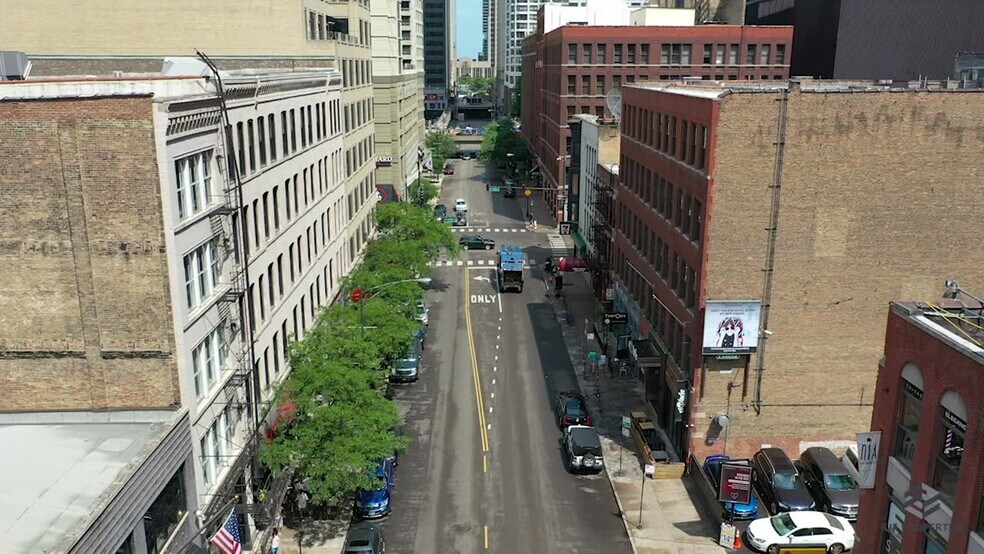 Primary Photo Of 9-15 W Hubbard St, Chicago Loft Creative Space For Lease