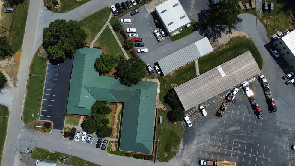 More Photos Of 120 Augusta Arbor Way, Greenville Flex For Sale