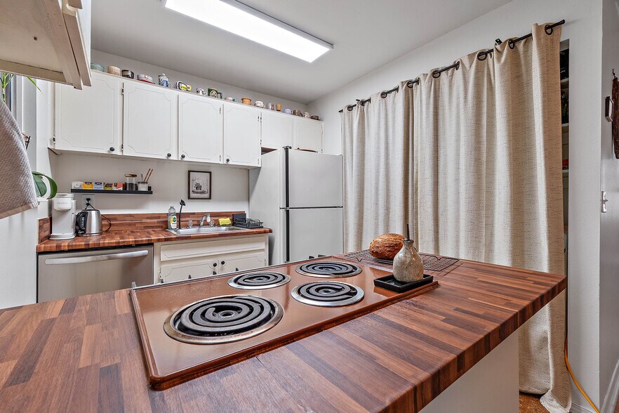 More Photos Of 816-818 SE Nehalem St, Portland Manufactured Housing Mobile Home Park For Sale