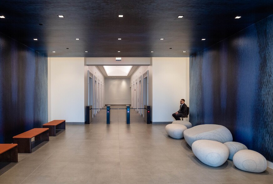 More Photos Of 90 Hudson St, Jersey City Office For Sale