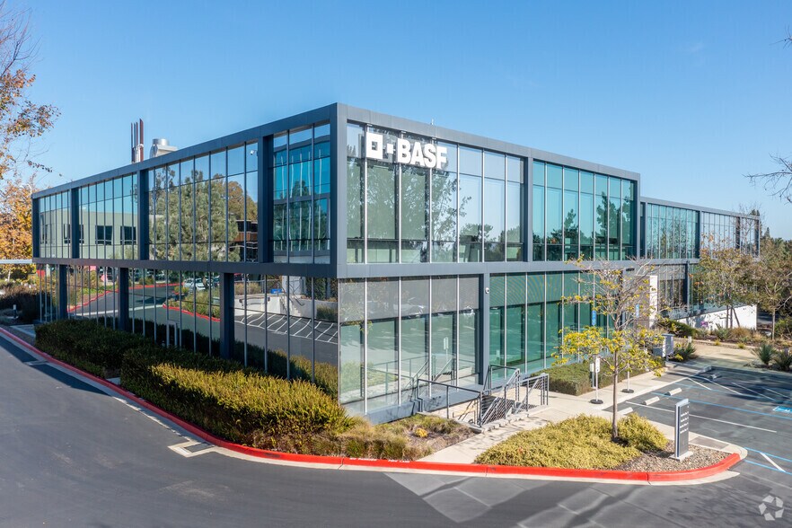 Primary Photo Of 3550 John Hopkins Ct, San Diego Research And Development For Lease