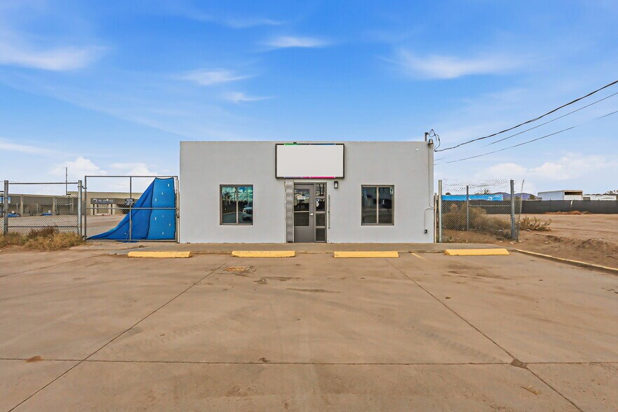 More Photos Of 201 Vinton Rd, Anthony Freestanding For Lease