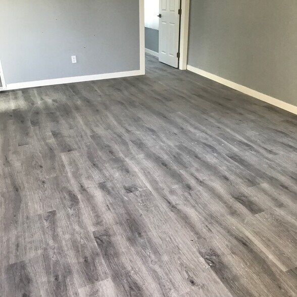 More Photos Of 317 S Flower St, Santa Ana Apartments For Sale