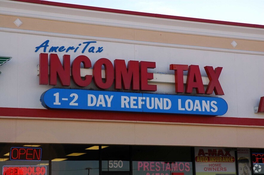 More Photos Of 5334 Ross Ave, Dallas General Retail For Lease