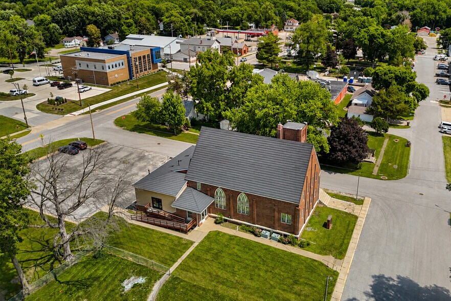 More Photos Of 302 S 2nd St, Polk City Lodge Meeting Hall For Sale