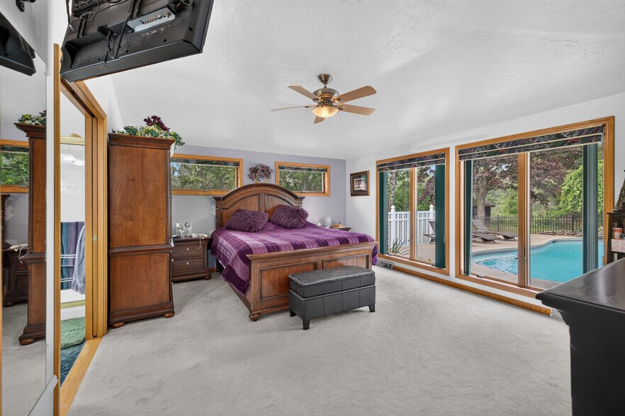 More Photos Of 3405 Orchard Park Rd, Orchard Park Office Residential For Sale