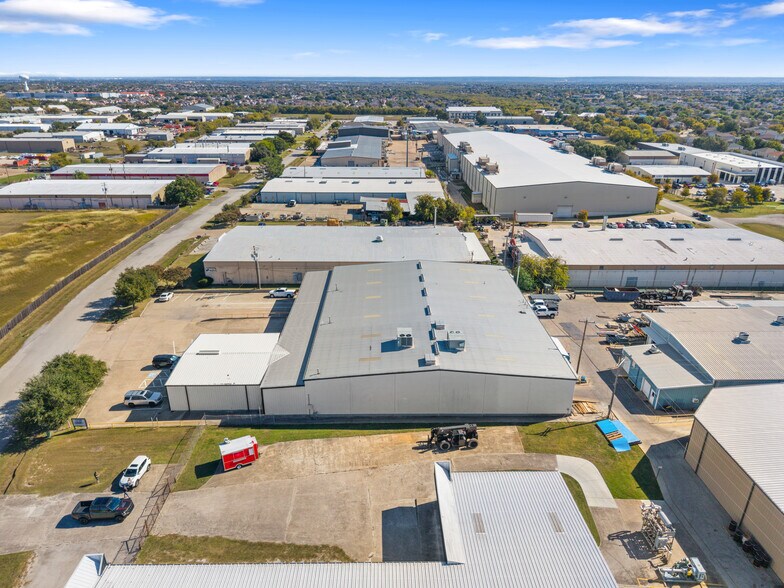More Photos Of 1120 Commercial Blvd N, Arlington Warehouse For Sale