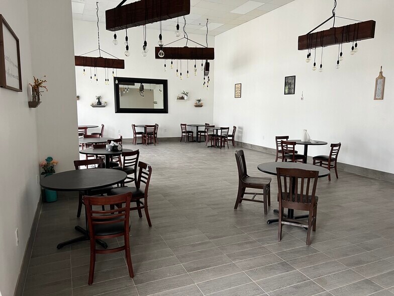 More Photos Of 25115 Gosling Rd, Spring Restaurant For Sale