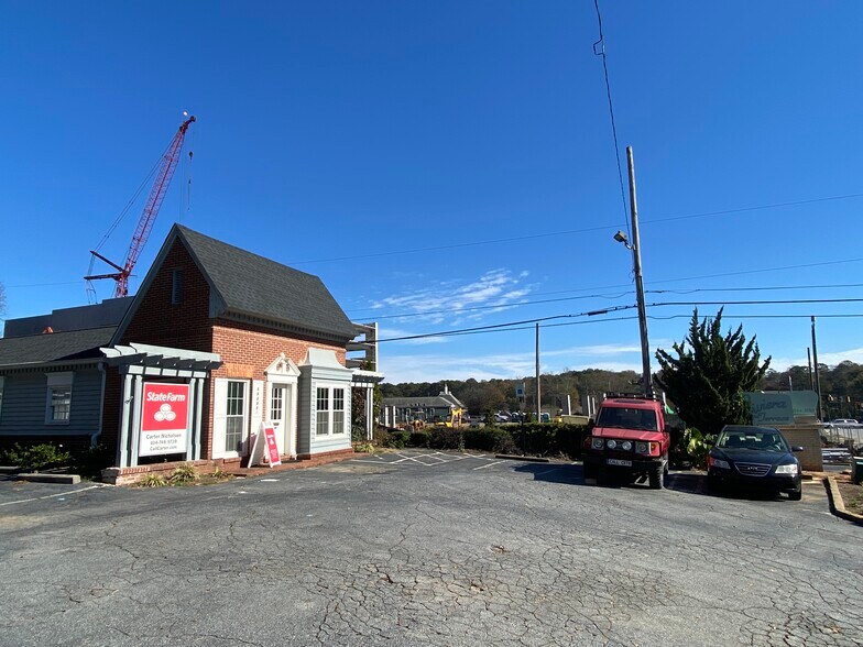 More Photos Of 3040 Briarcliff Rd, Atlanta Office For Sale