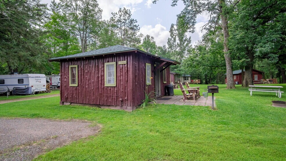 More Photos Of N1107 Roses Resort Rd, Weyerhaeuser Trailer Camper Park For Sale