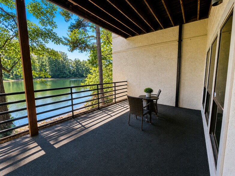 More Photos Of 1820 The Exchange SE, Atlanta Office For Sale