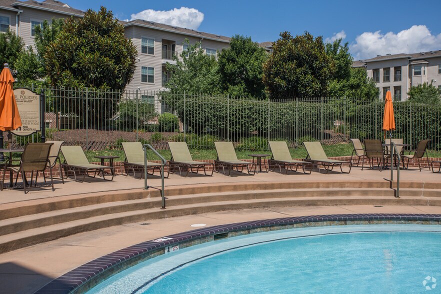 More Photos Of Mooreview Pky @ Loudoun County Pky, Ashburn Unknown For Lease