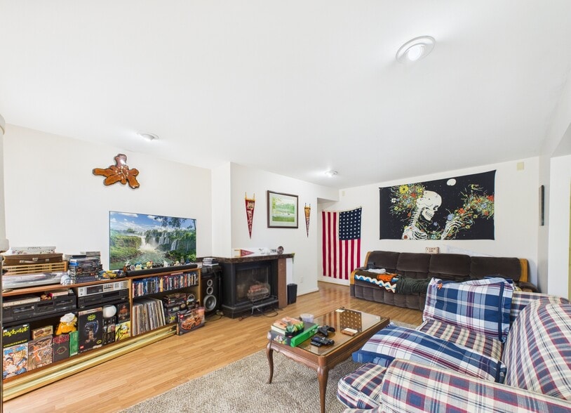 More Photos Of 6640 State Route 5 and 20, Bloomfield Manufacturing For Sale