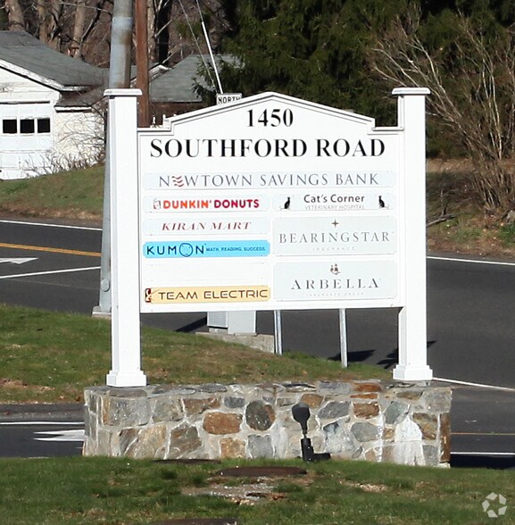 More Photos Of 1450 Southford Rd, Southbury Medical For Lease