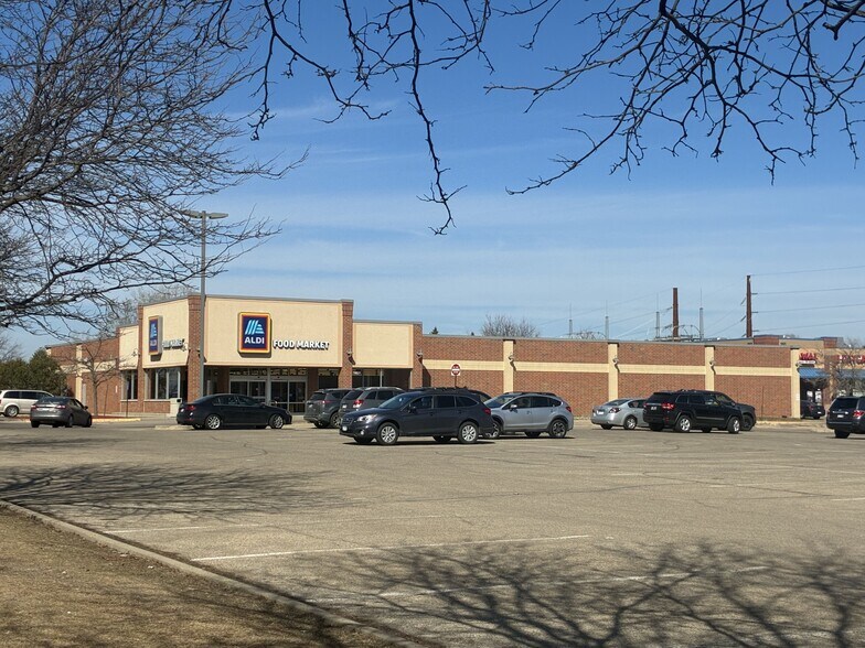 Primary Photo Of 1451 Riverwood Dr, Burnsville Supermarket For Sale