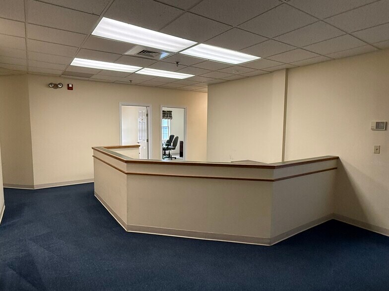 More Photos Of 234 Littleton Rd, Westford Office For Lease