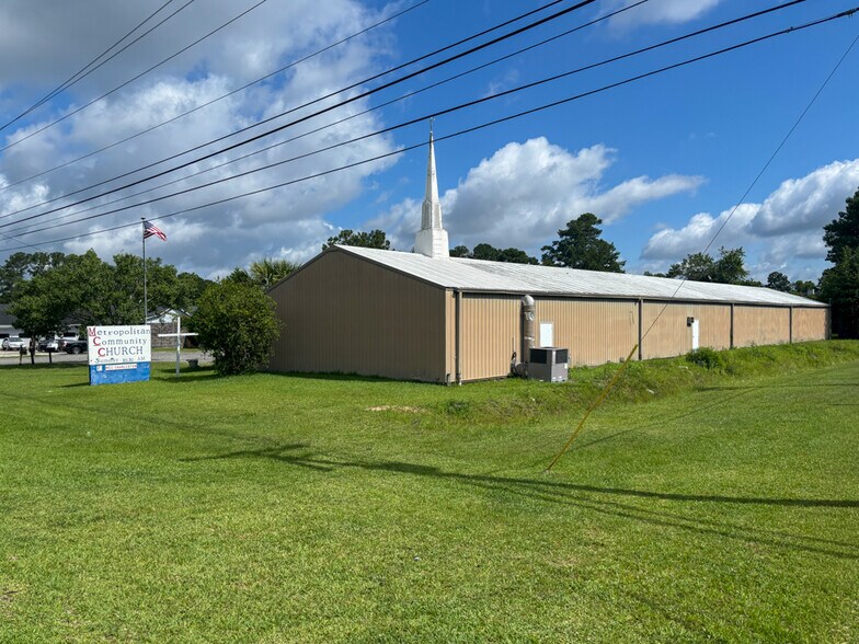 More Photos Of 7860A Dorchester Rd, North Charleston Distribution For Sale