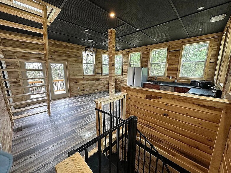 More Photos Of 52 Spencer Rd, Campton Apartments For Sale