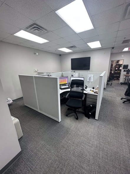 More Photos Of 10700 World Trade Blvd, Raleigh Warehouse For Lease