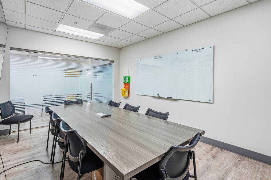 More Photos Of 3087 E Warm Springs Rd, Las Vegas Office For Sale