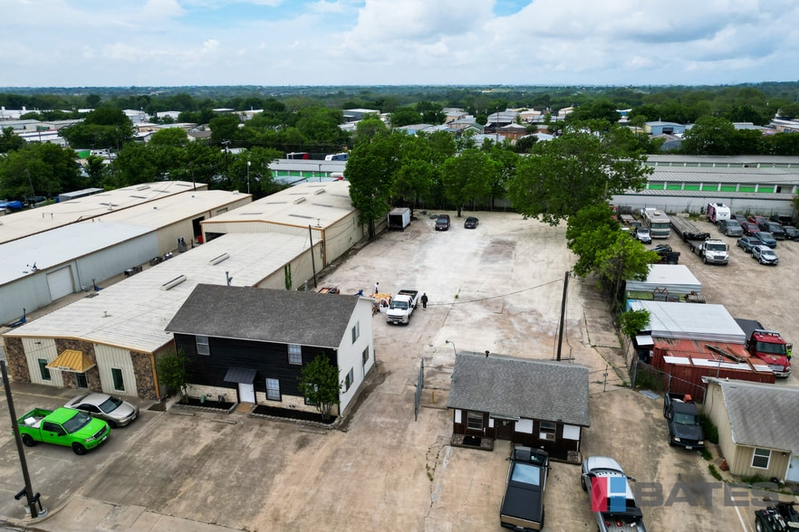 Primary Photo Of 5141 Boyd Blvd, Rowlett Distribution For Sale