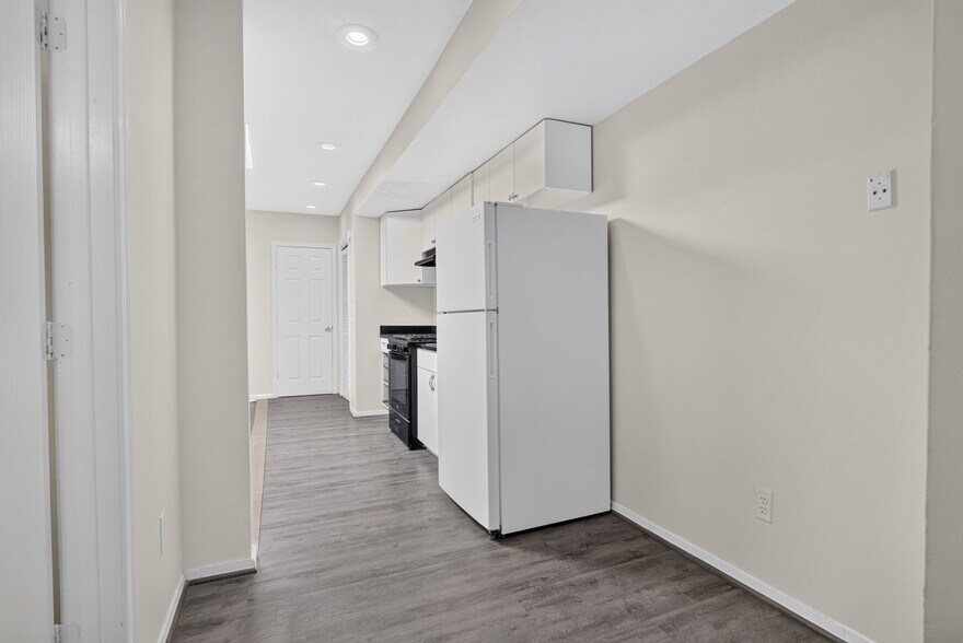 More Photos Of 1908 M St NE, Washington Apartments For Sale