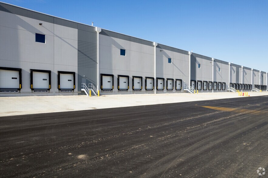 More Photos Of 201 Route 73 S, Palmyra Warehouse For Lease