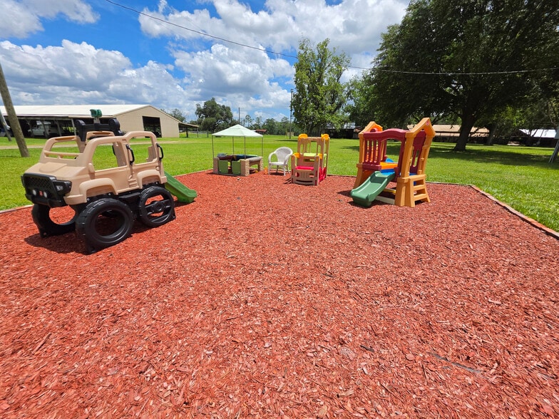 More Photos Of 10050 Harvest Ln, Glen St Mary Land For Sale