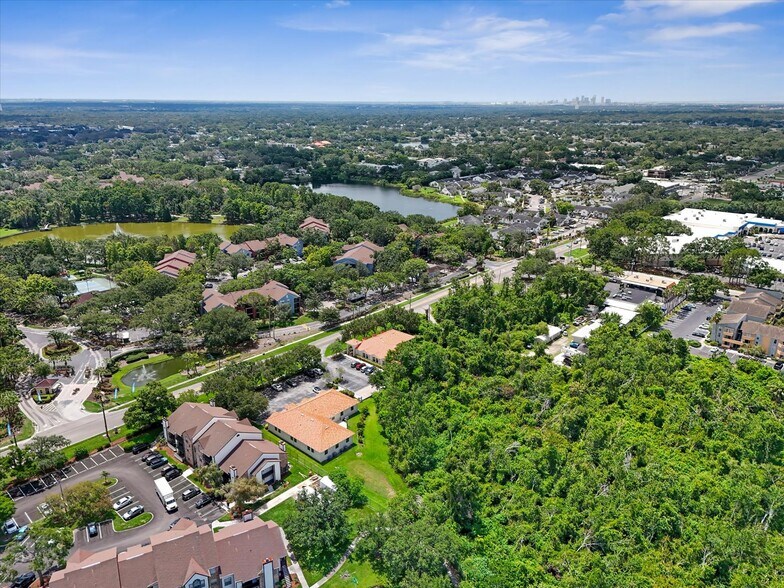 More Photos Of 8626 N Himes Ave, Tampa Medical For Sale