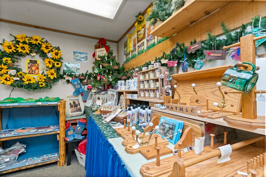 More Photos Of 2026 2nd Ave N, Great Falls General Retail For Lease