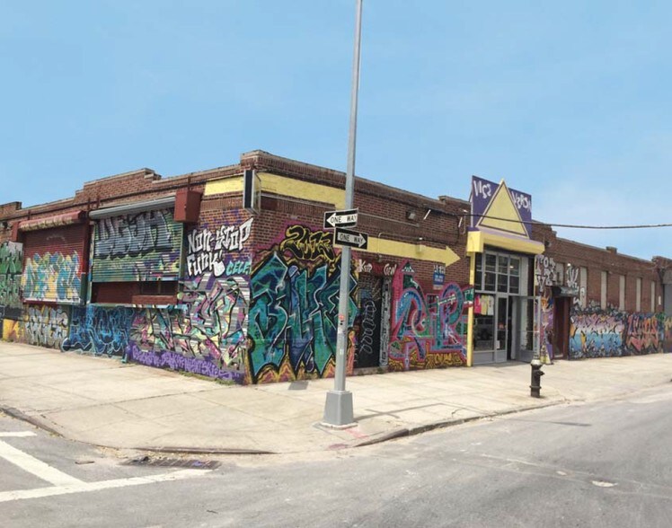 More Photos Of 71 White St, Brooklyn Warehouse For Sale