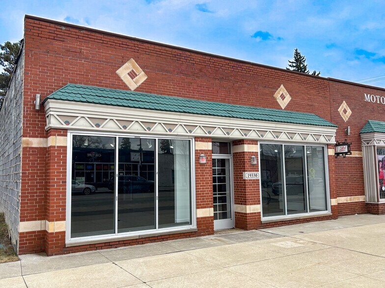 More Photos Of 19330 Livernois Ave, Detroit General Retail For Lease