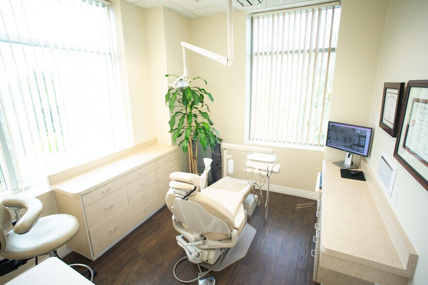 More Photos Of 16100 Sand Canyon Ave, Irvine Medical For Lease