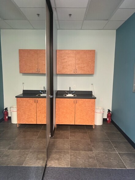 More Photos Of 6833 W Sam Houston Pky S, Houston Storefront Retail Office For Sale