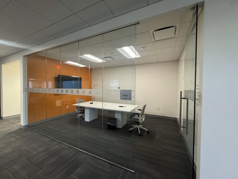 More Photos Of 5601 Barbados Blvd, Castle Hayne Office For Sale