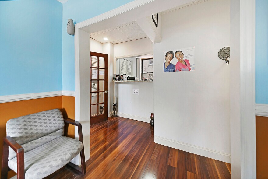 More Photos Of 8 Baldwin Ave, Jersey City Medical For Sale