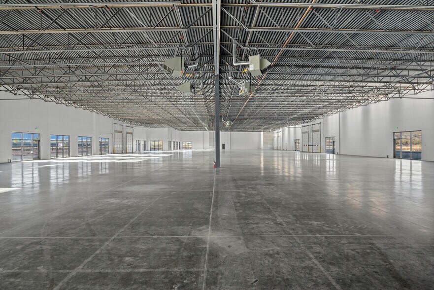 More Photos Of 237 Summit Ridge Pkwy, Santaquin Warehouse For Sale