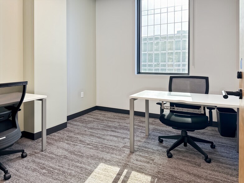 More Photos Of 1895 Tyler St, Hollywood Coworking Space