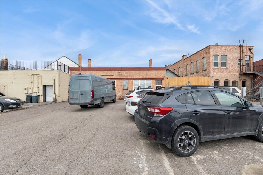 More Photos Of 320 Main St, Kalispell Storefront For Lease