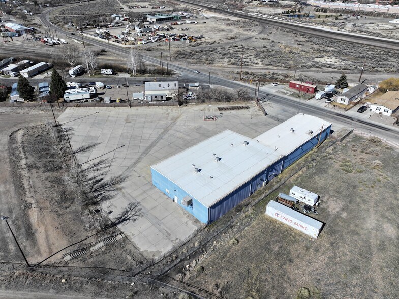 More Photos Of 1616 W 2nd St, Rock Springs Industrial For Lease