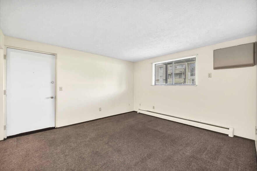 More Photos Of 2612 Pioneer Trl, Sandusky Apartments For Sale