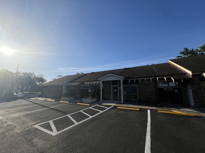 More Photos Of 5427 Water St, New Port Richey Medical For Sale