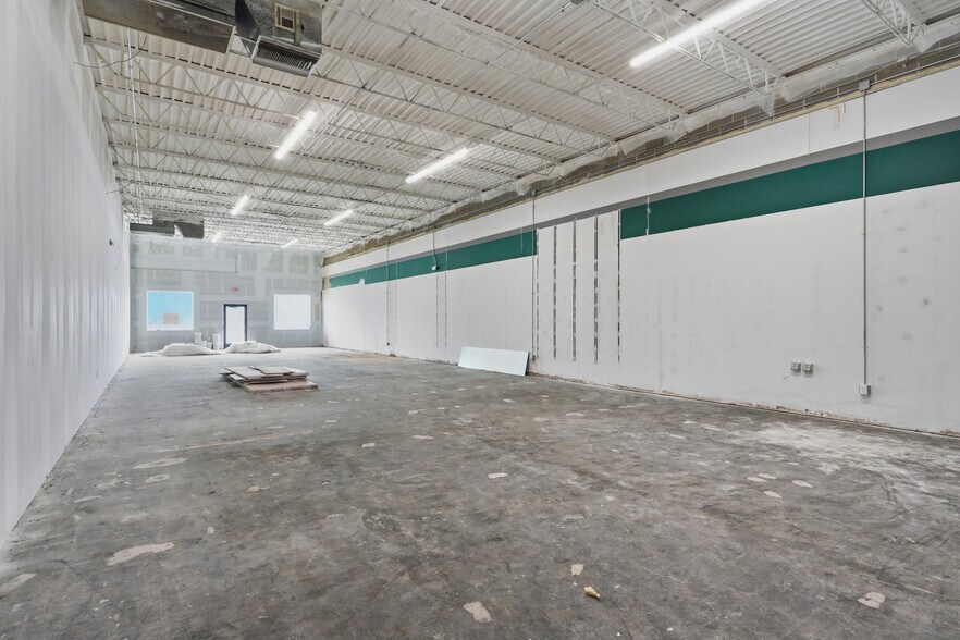 More Photos Of 605 S Green Ave, Purcell Freestanding For Sale