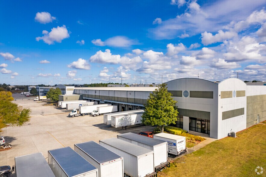 More Photos Of 245 Deen Still Rd, Davenport Warehouse For Lease