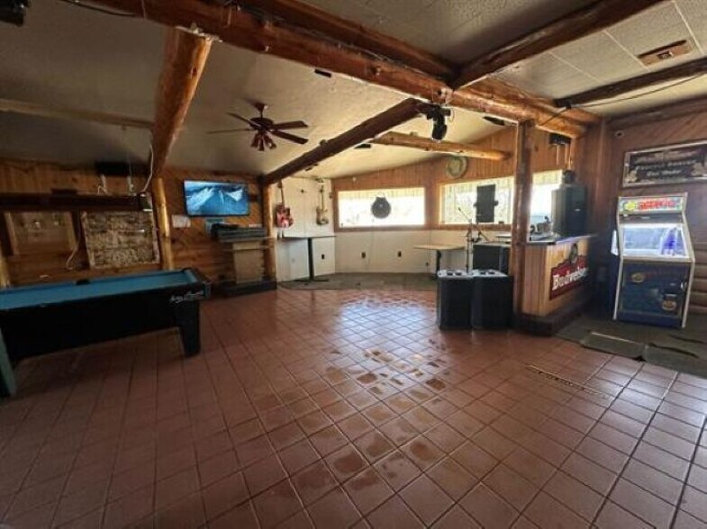 More Photos Of 1219 Main St, Gresham Bar For Sale