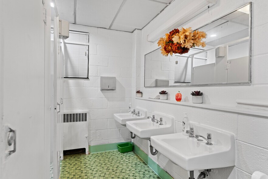 More Photos Of 21 Church St, Elmwood Park Religious Facility For Sale