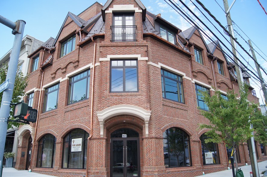 Primary Photo Of 415-417 Greenwich Ave, Greenwich General Retail For Lease